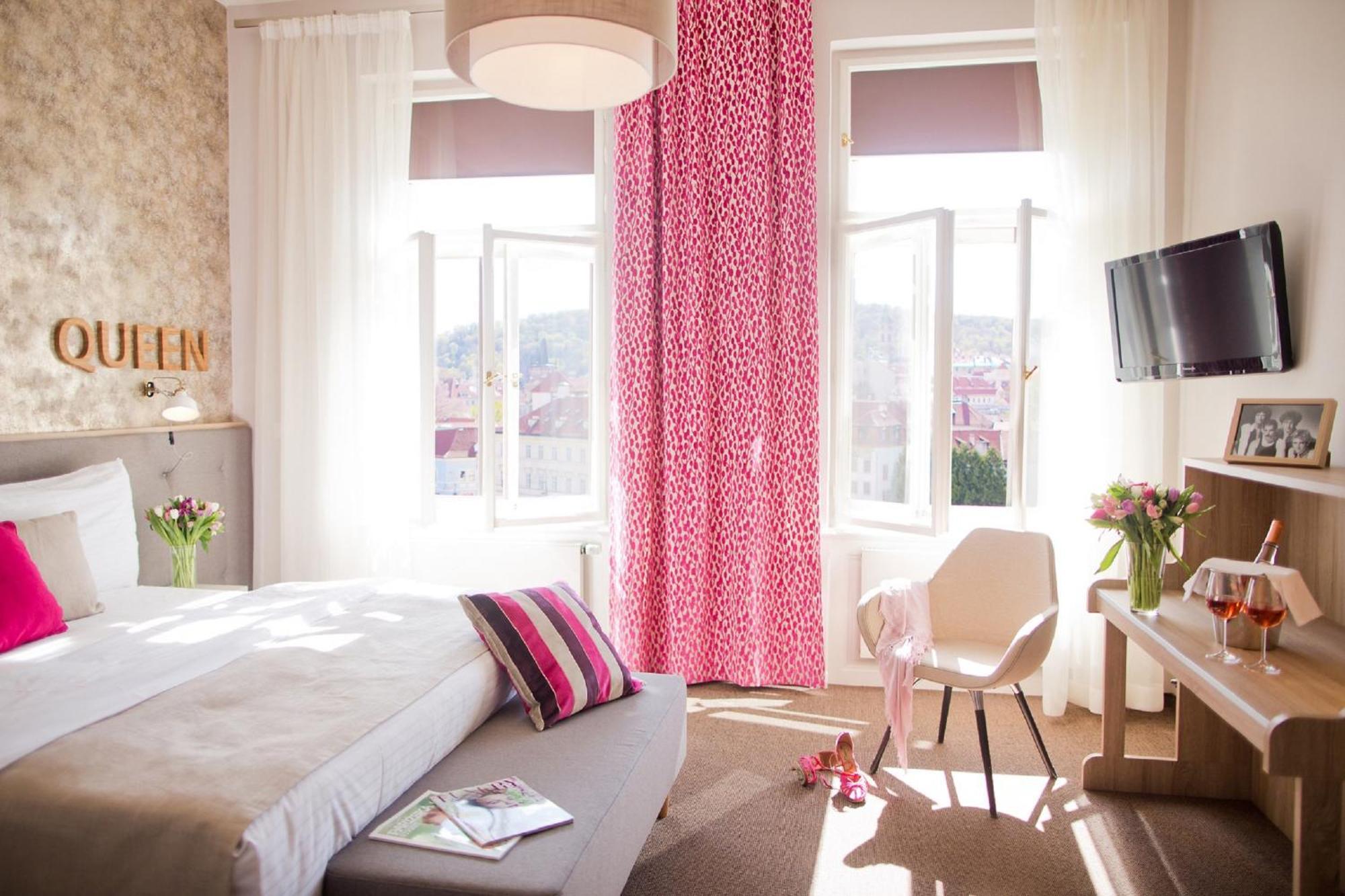 Boutique Hotel Klarov Prague Luaran gambar