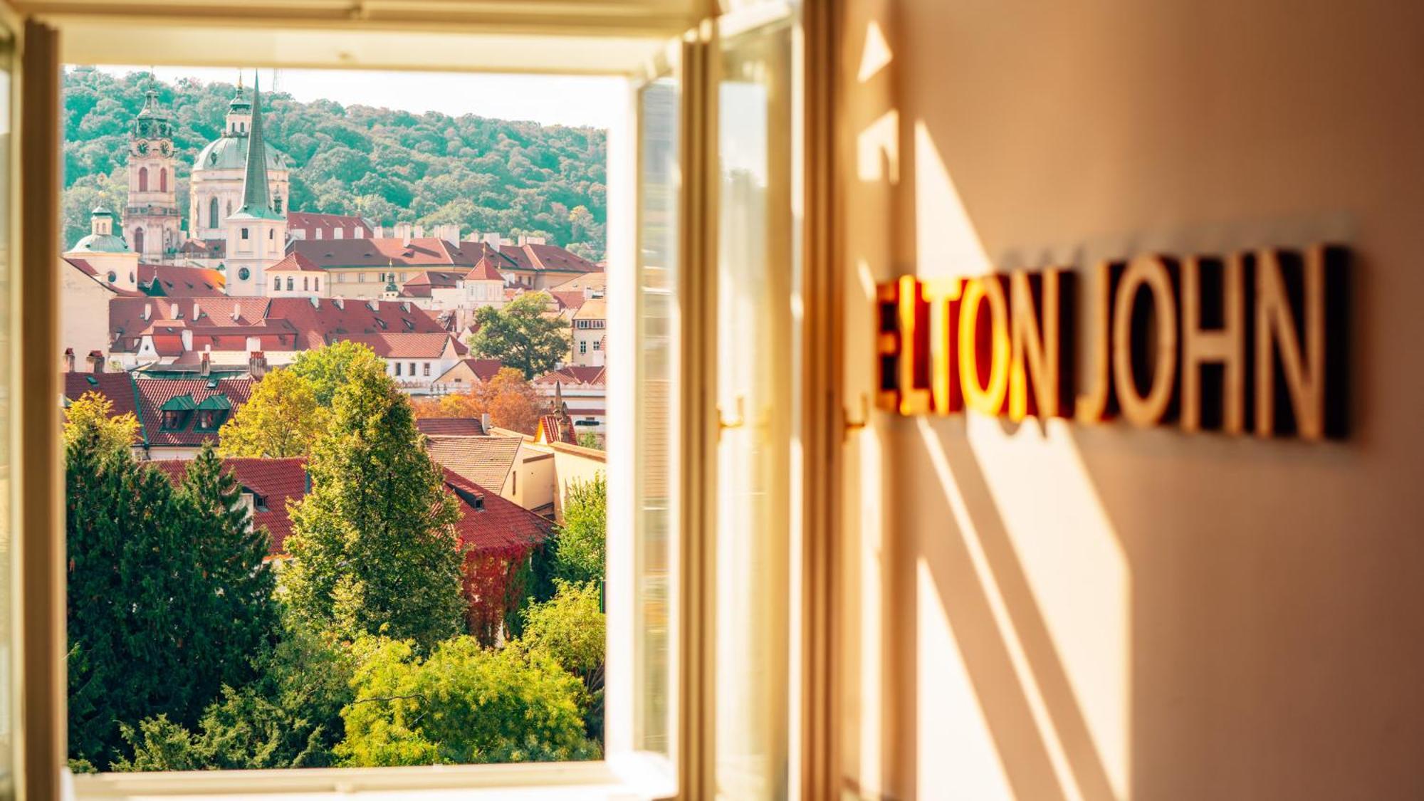 Boutique Hotel Klarov Prague Luaran gambar