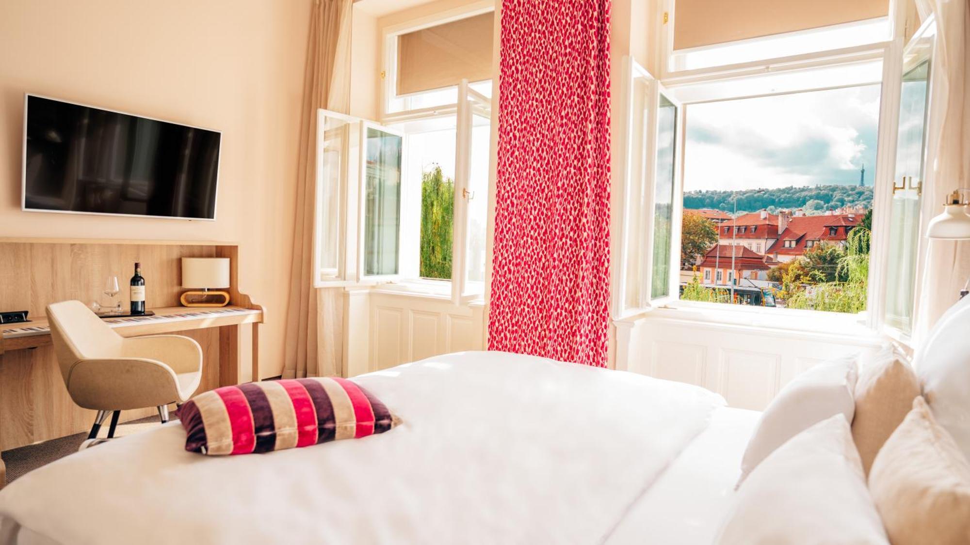 Boutique Hotel Klarov Prague Luaran gambar