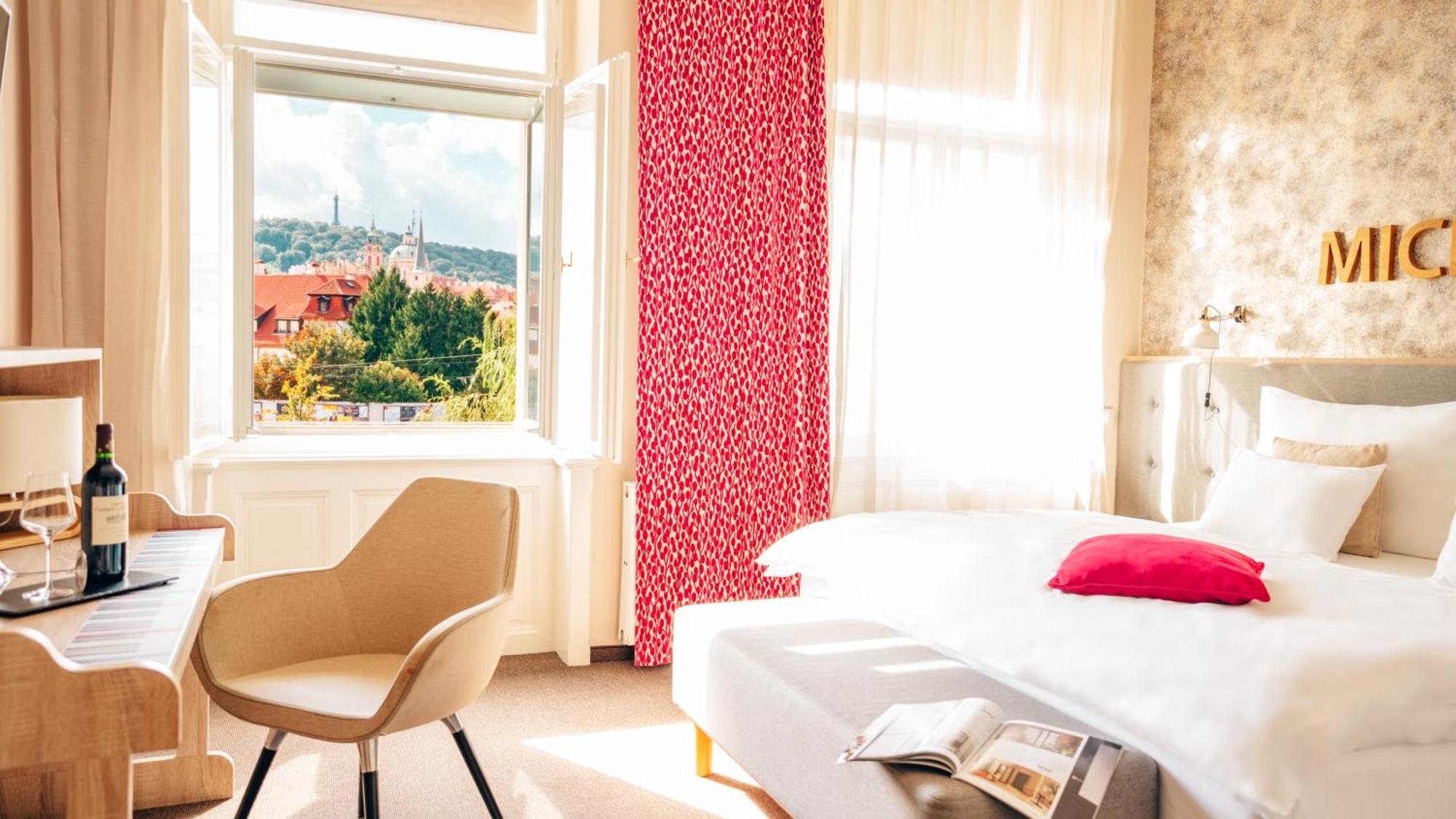 Boutique Hotel Klarov Prague Luaran gambar
