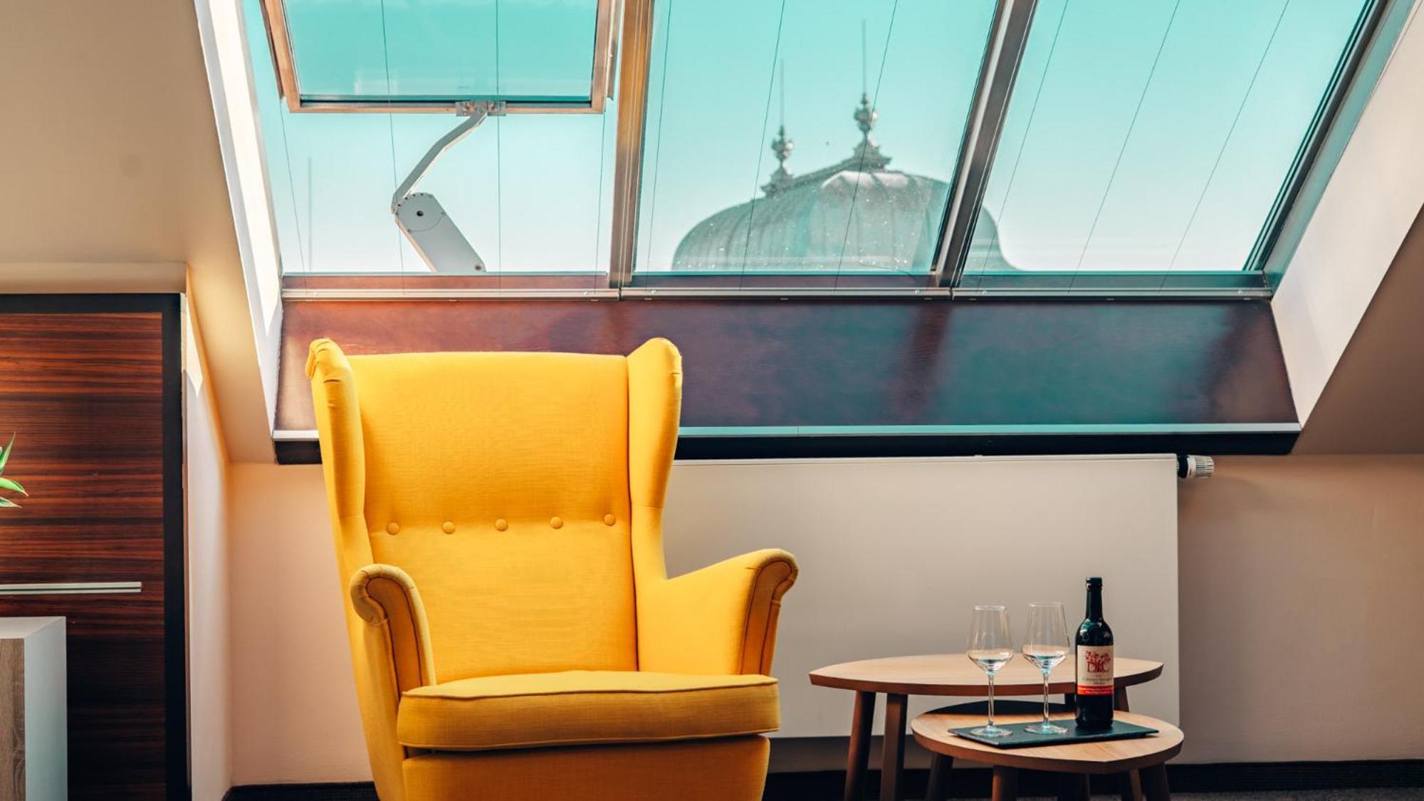 Boutique Hotel Klarov Prague Luaran gambar