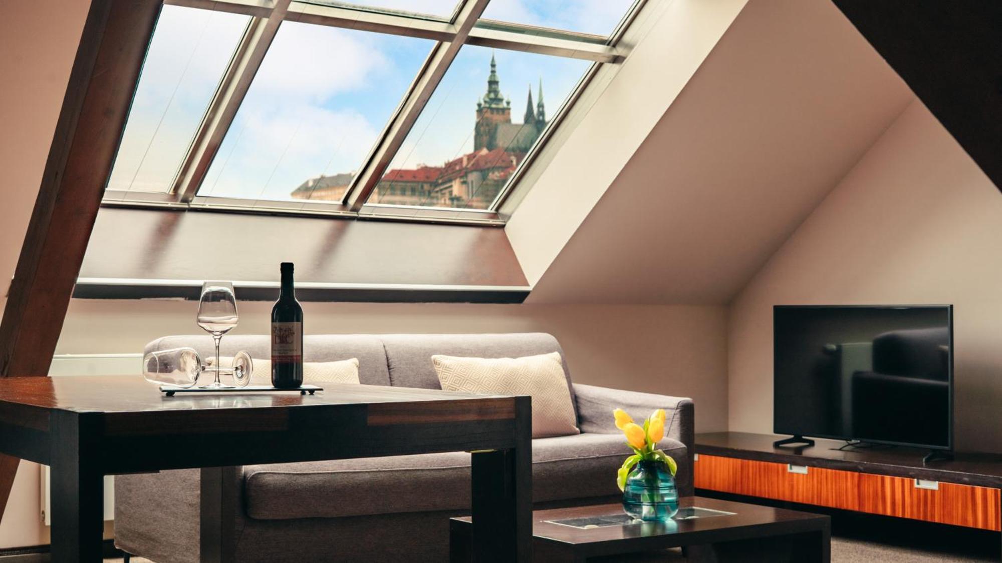 Boutique Hotel Klarov Prague Luaran gambar