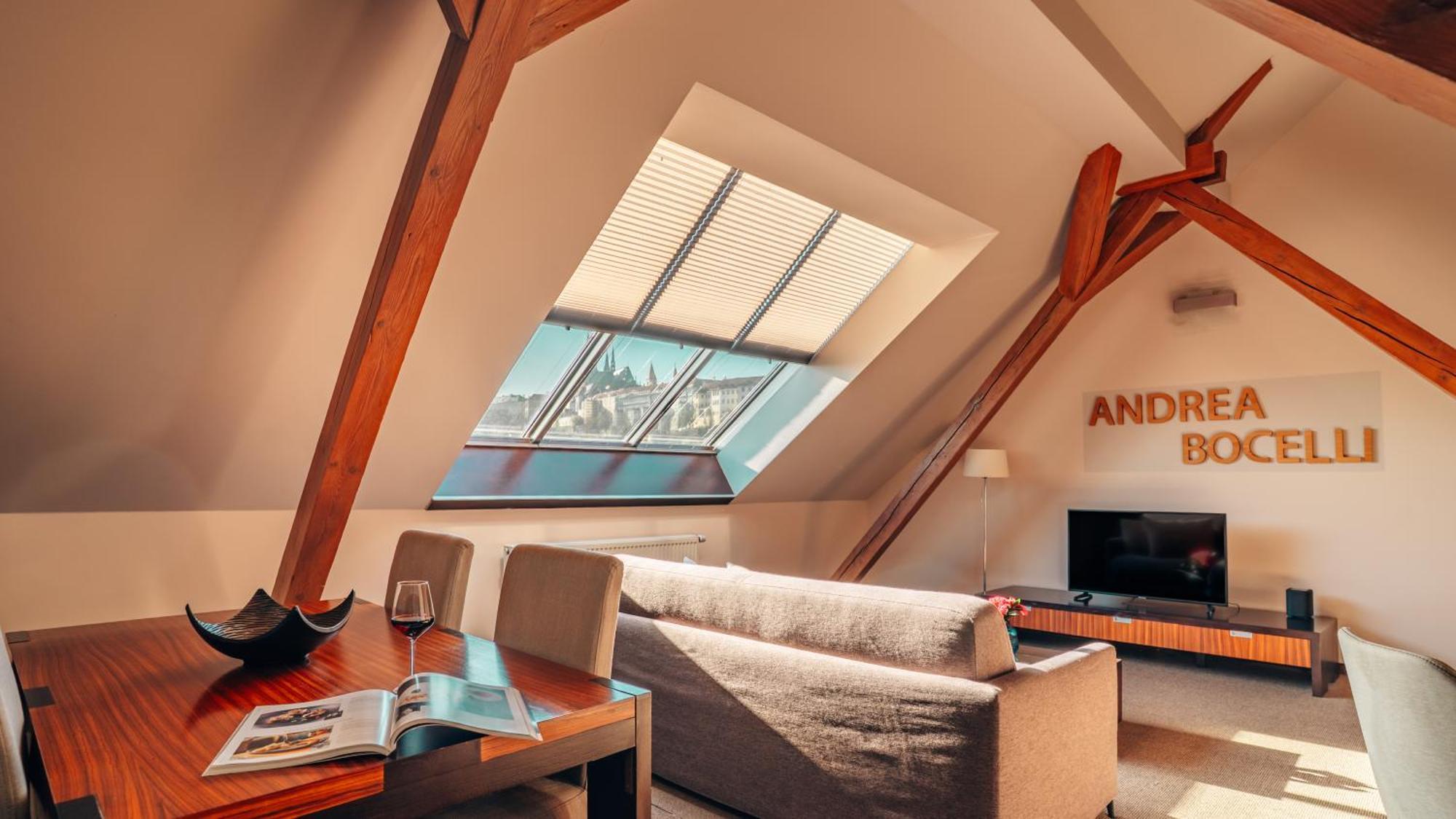Boutique Hotel Klarov Prague Luaran gambar